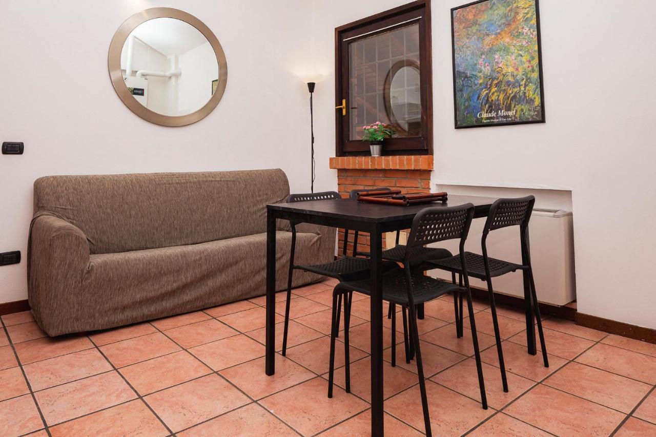 Residence San Raffaele 1 Milaan Buitenkant foto